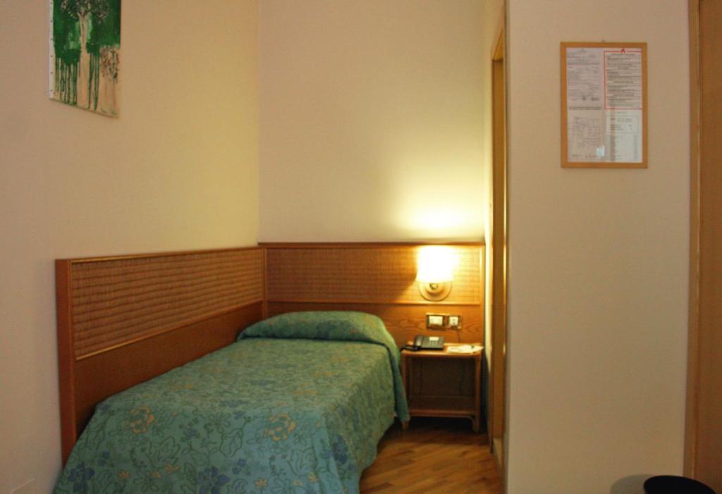 Hotel Scogliera Numana Habitación foto